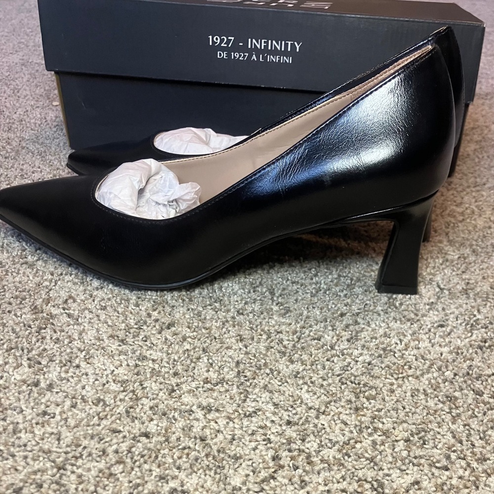 Naturalizer Tylan Black Pointed Toe Flared Heel Pumps Womens 6W J5810S2001 Chic